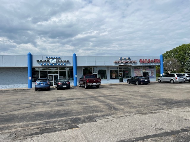 1411-1427 S Commercial St, Neenah, WI for sale Building Photo- Image 1 of 1