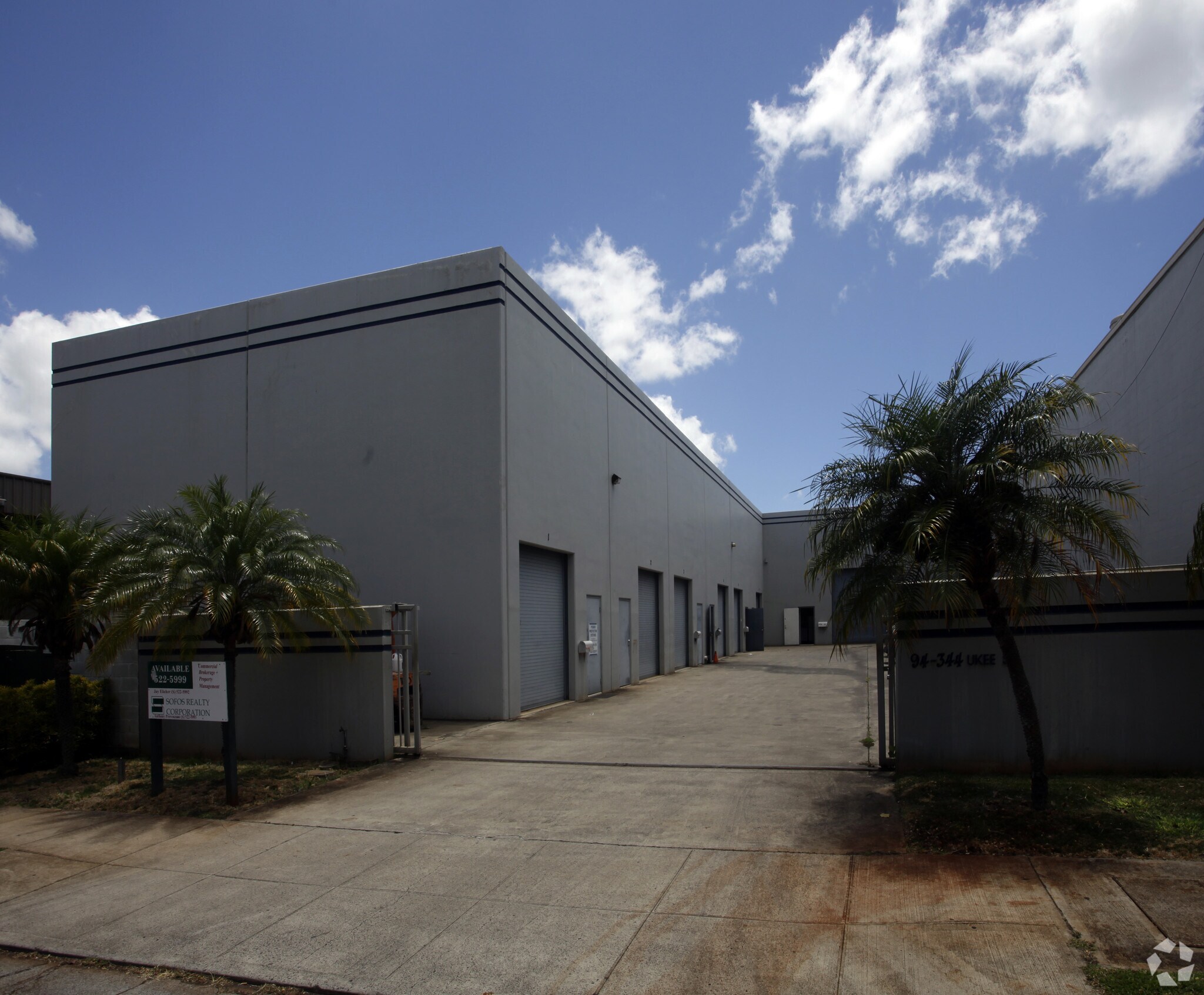 94-344 Ukee St, Waipahu, HI à louer Photo principale- Image 1 de 6