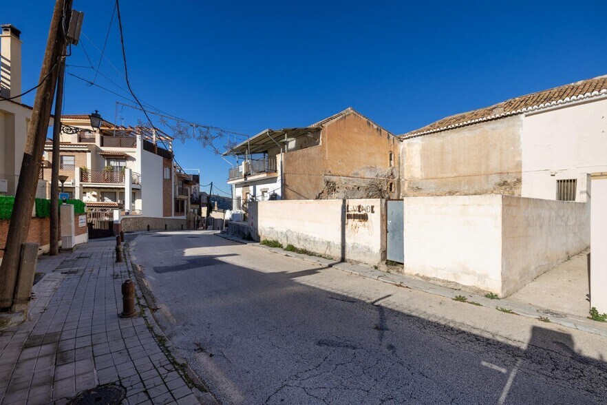 Ordesa Lan, 13, Granada, Granada à vendre - Photo du bâtiment - Image 3 de 16