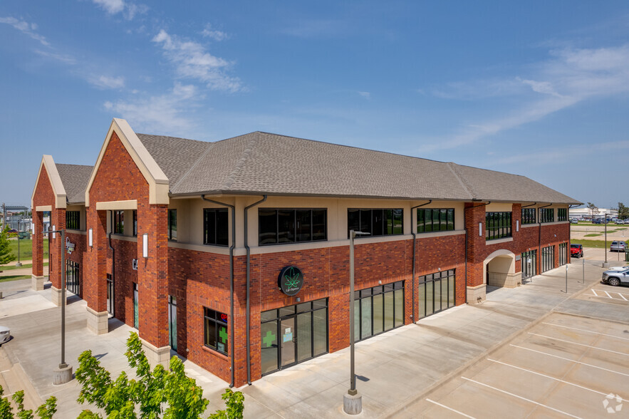 2801 36th Ave NW, Norman, OK for lease - Building Photo - Image 1 of 6