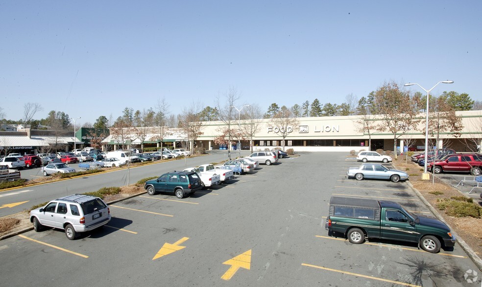 602 Jones Ferry Rd, Carrboro, NC for sale - Building Photo - Image 1 of 1