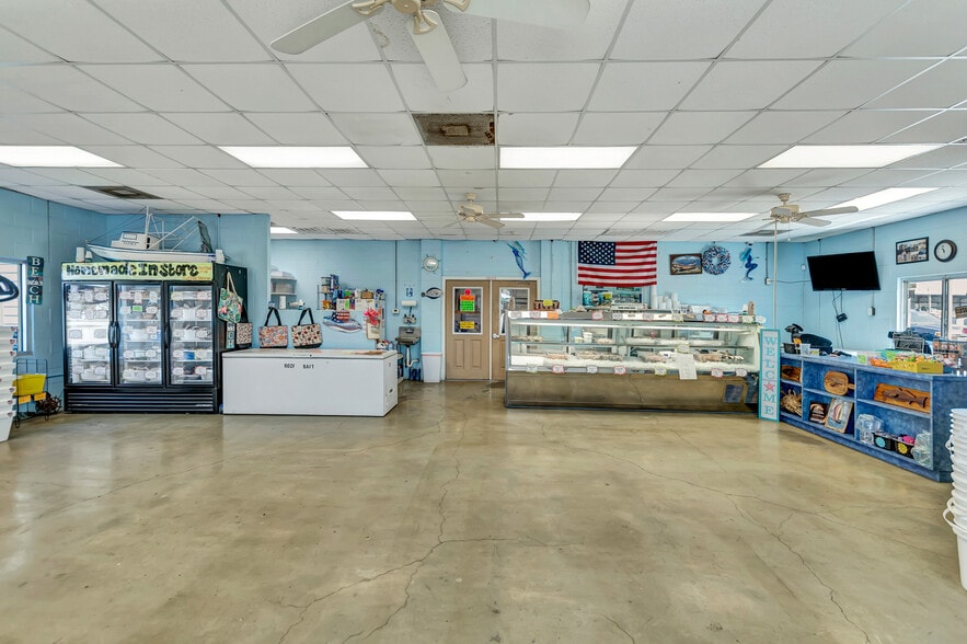 2241 State Highway 35 N, Port Lavaca, TX for sale - Building Photo - Image 3 of 44
