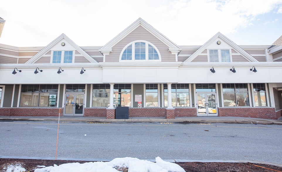 109-123 Main St, North Andover, MA à louer - Photo du bâtiment - Image 3 de 6