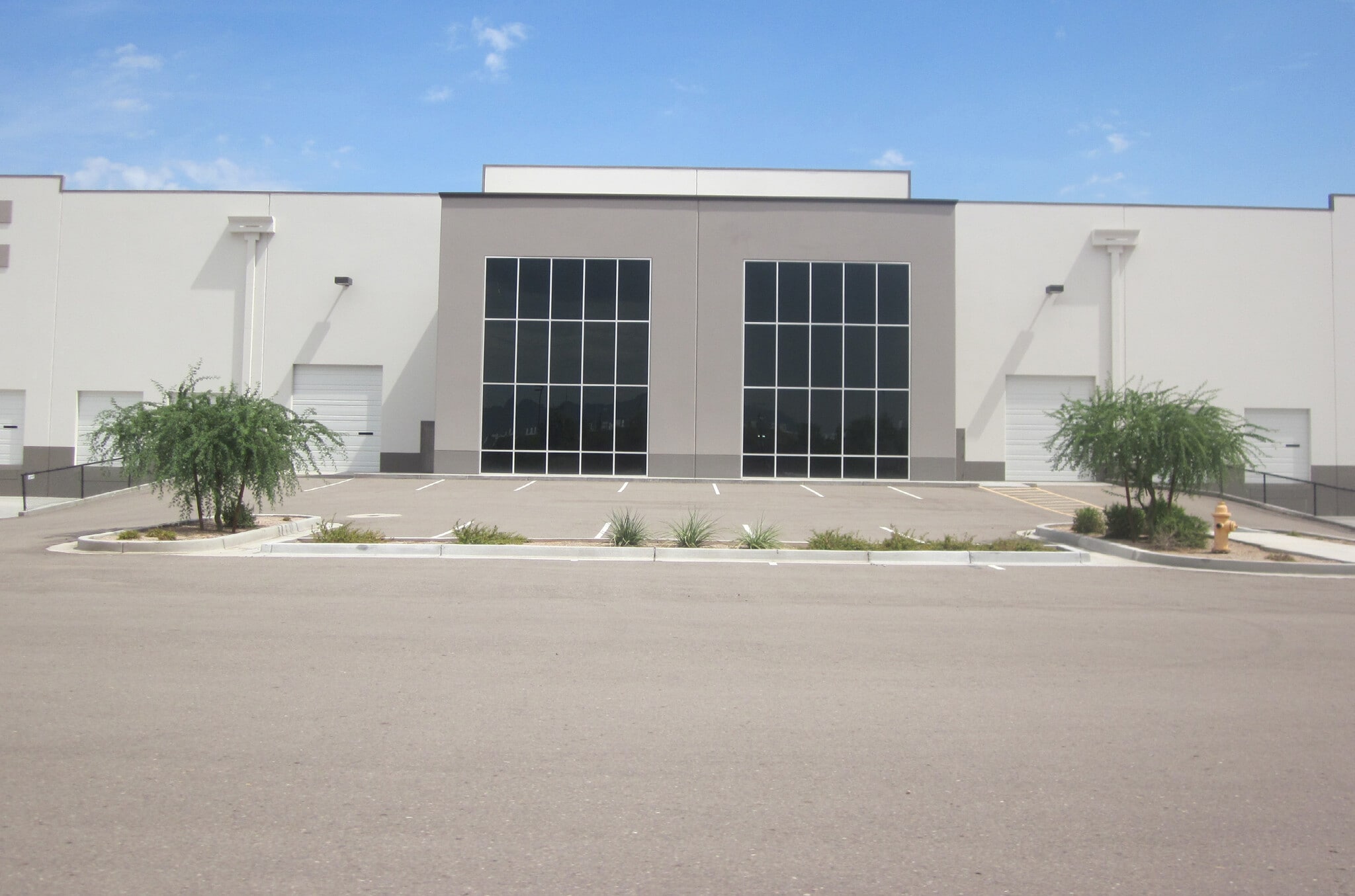 7210 W Van Buren St, Phoenix, AZ à louer Photo du bâtiment- Image 1 de 2