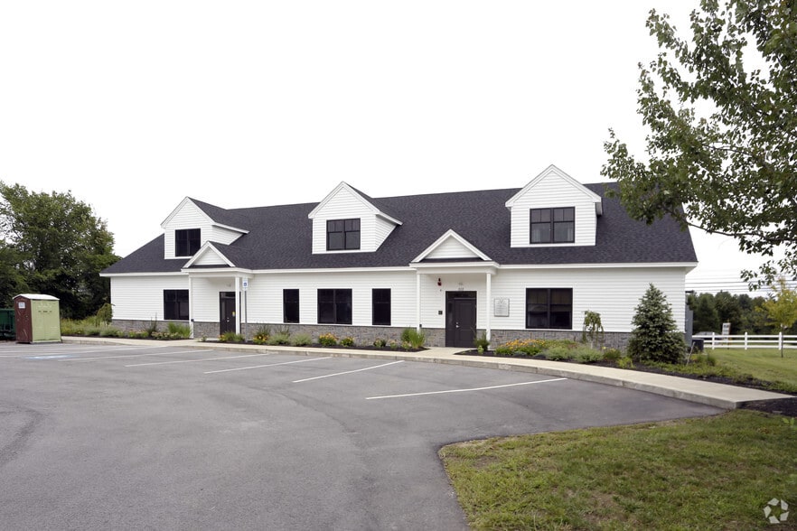288 S River Rd, Bedford, NH for lease - Primary Photo - Image 1 of 21