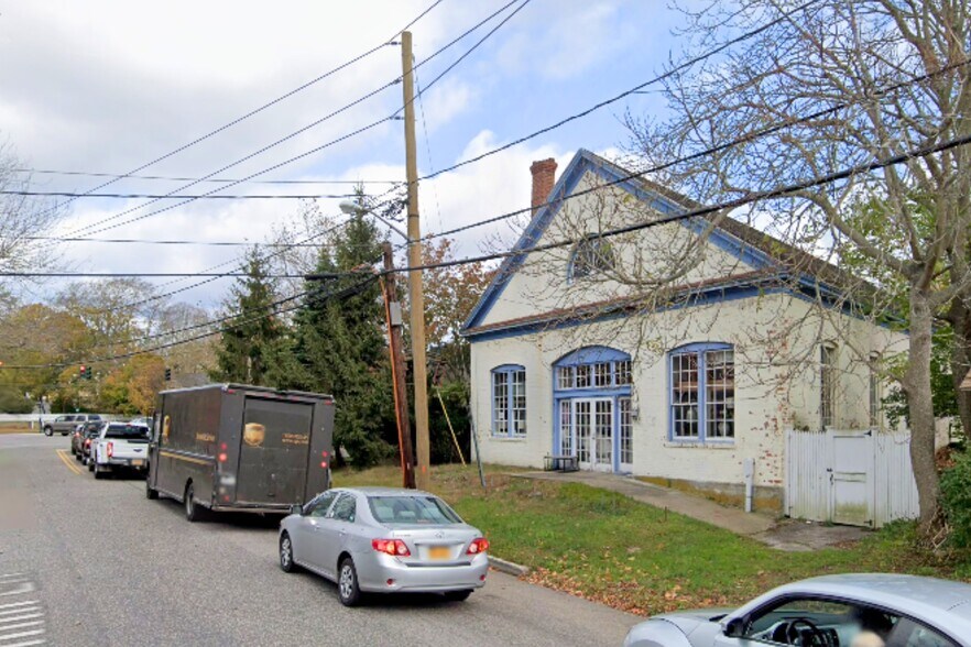 53 N Sea Rd, Southampton, NY à vendre - Photo du bâtiment - Image 2 de 15