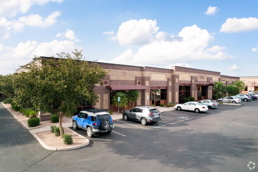 4850 E Baseline Rd, Mesa, AZ à louer - Photo du bâtiment - Image 3 de 32