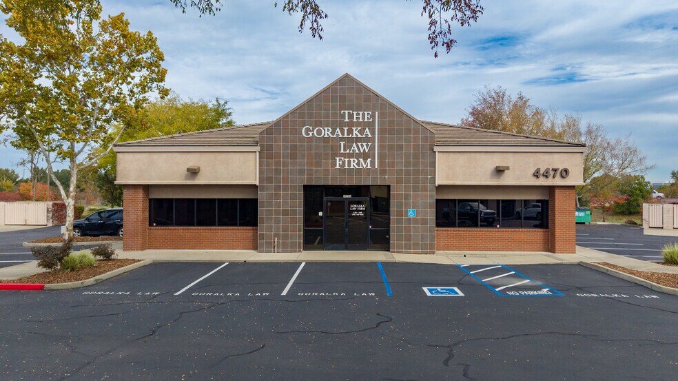 4470 Duckhorn Dr, Sacramento, CA à vendre - Photo du bâtiment - Image 3 de 7