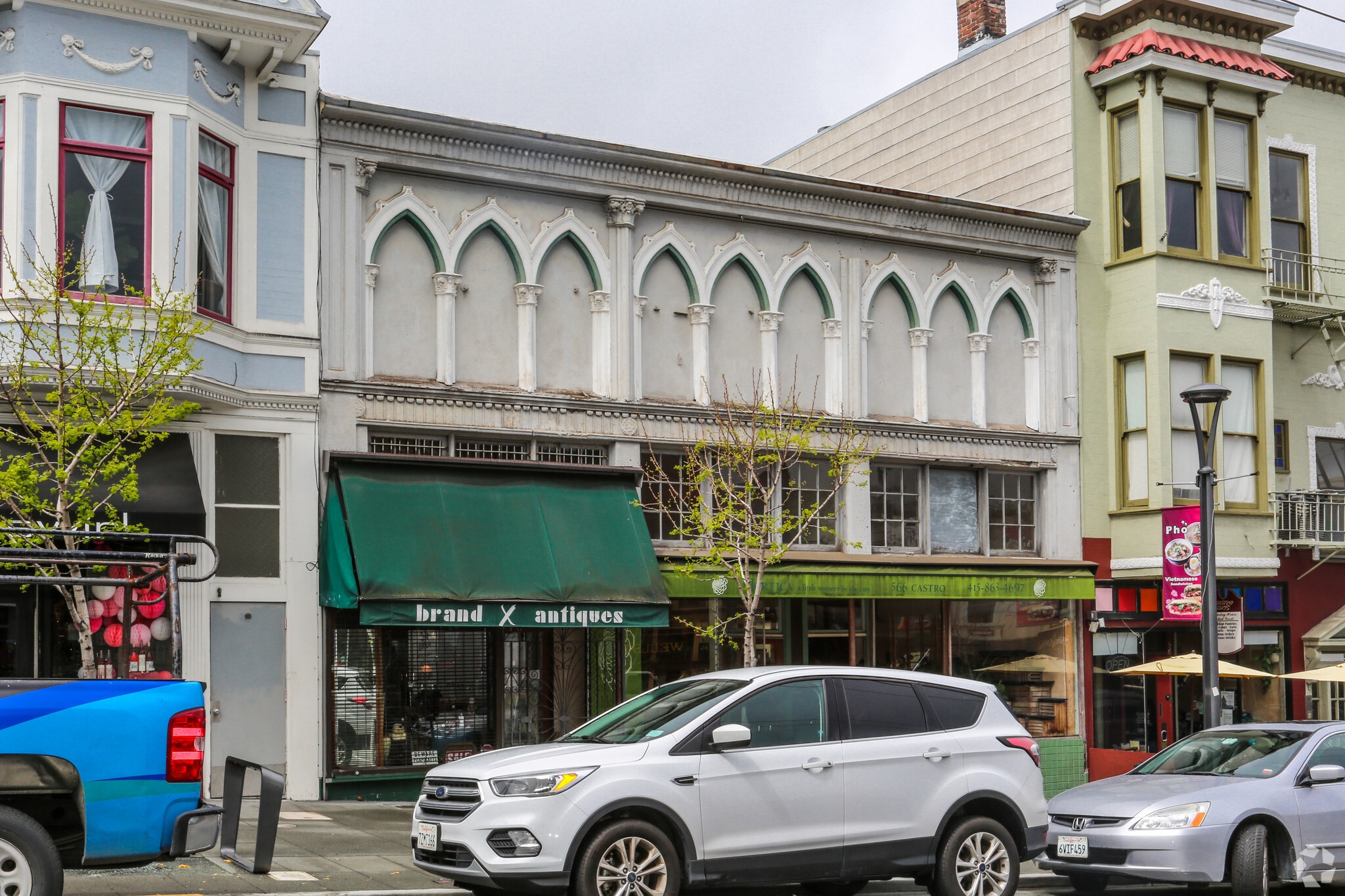 566-570 Castro St, San Francisco, CA for lease Primary Photo- Image 1 of 25