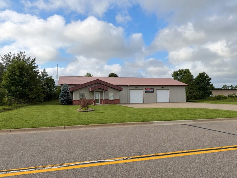 7745 Goedderz Rd, Baxter, MN à vendre - Photo du bâtiment - Image 2 de 20