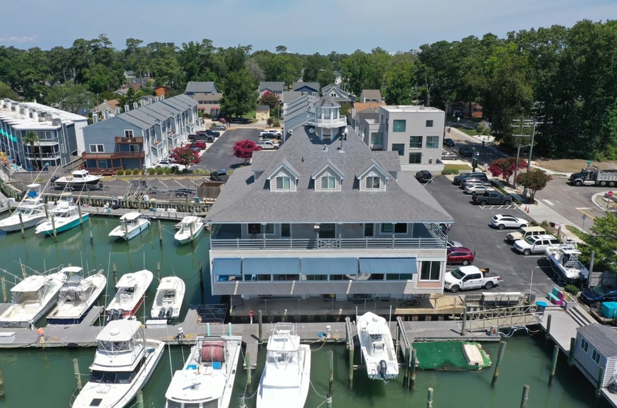 308 Mediterranean Ave, Virginia Beach, VA for lease - Building Photo - Image 3 of 22