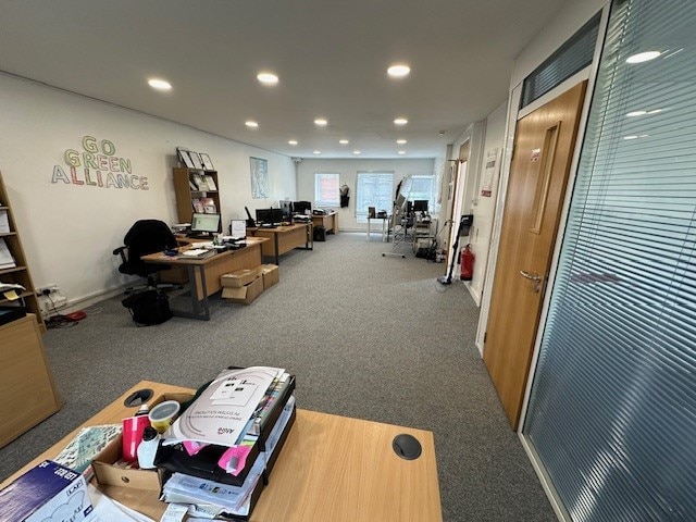 Shaw Rd, Wolverhampton à louer Photo intérieure- Image 1 de 5