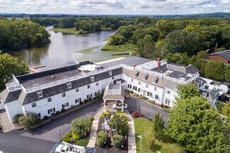 Plus de détails pour 1 Glen Ave, Scotia, NY - Services hôteliers à vendre