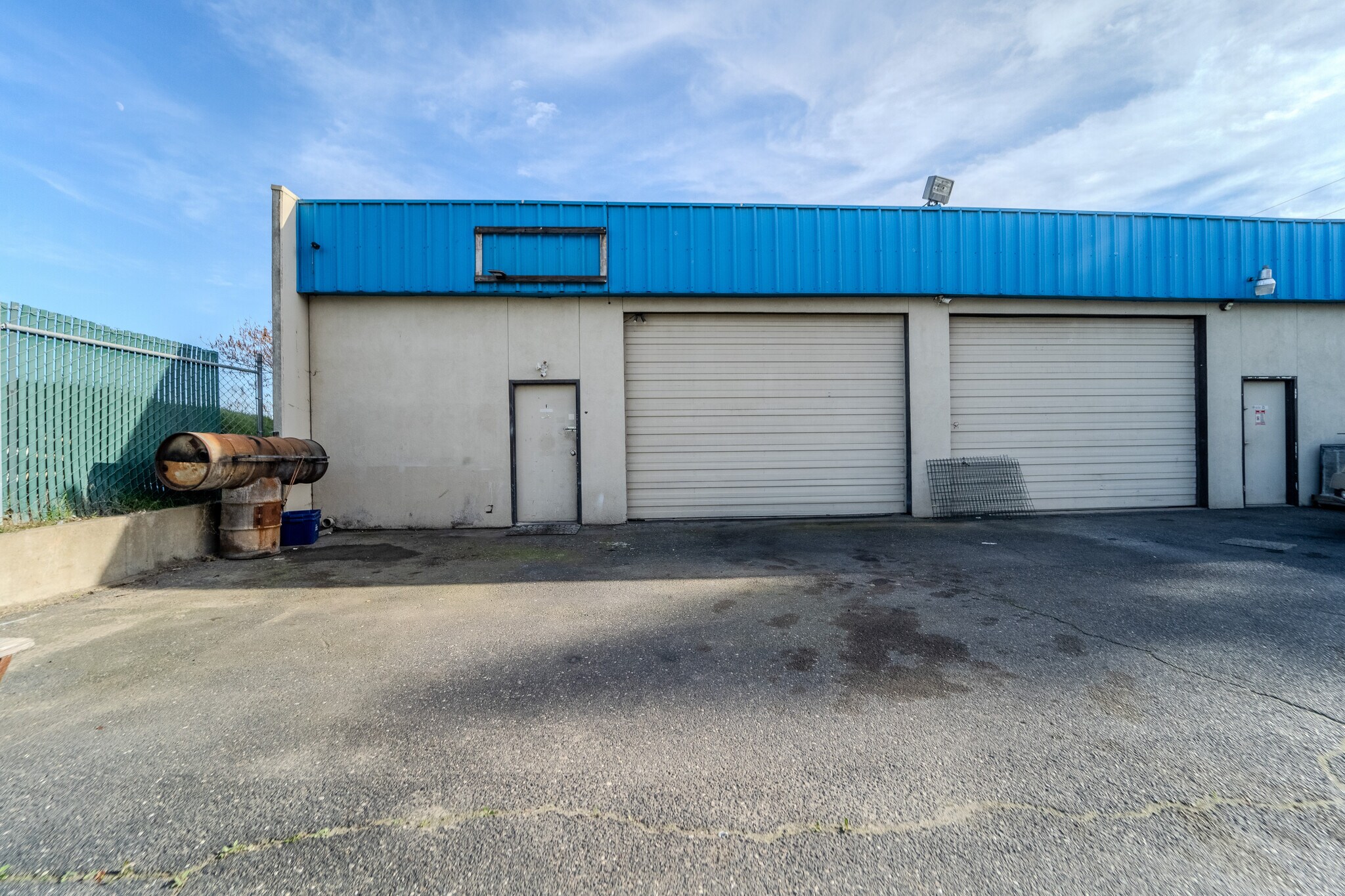 5983-5999 Lindhurst Ave, Marysville, CA for lease Building Photo- Image 1 of 8