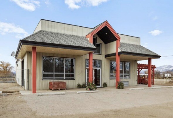 1853 Munson Rd, Kelowna, BC à vendre - Photo du bâtiment - Image 3 de 6