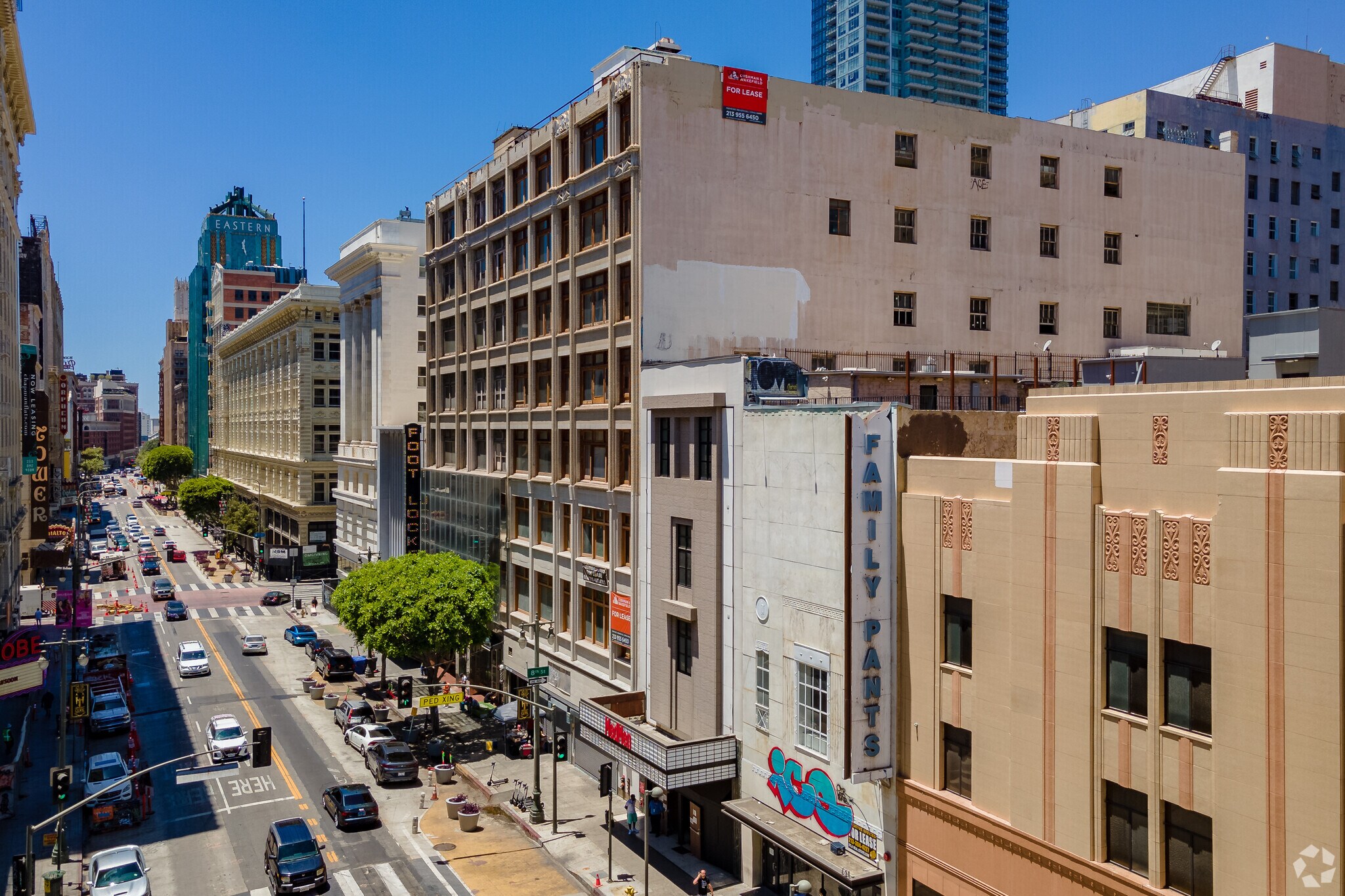 743-745 S Broadway, Los Angeles, CA à vendre Photo principale- Image 1 de 15