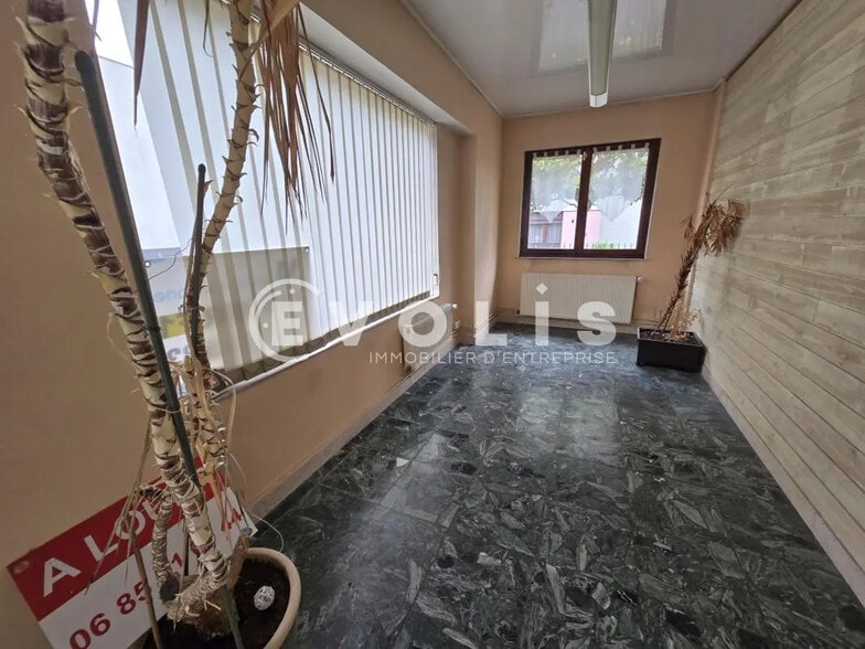 Bureau dans Palaiseau à louer - Photo intérieure - Image 2 de 7