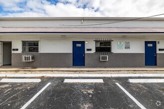 2610-2619 NW 4th St, Fort Lauderdale, FL for lease Building Photo- Image 2 of 8