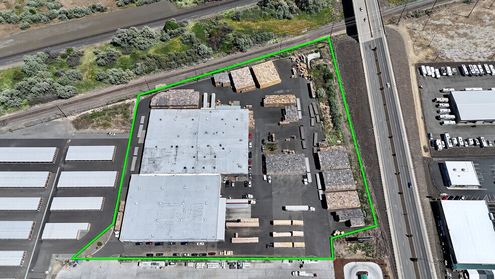 2255 Longfibre Rd, Yakima, WA à louer - Aérien - Image 2 de 19