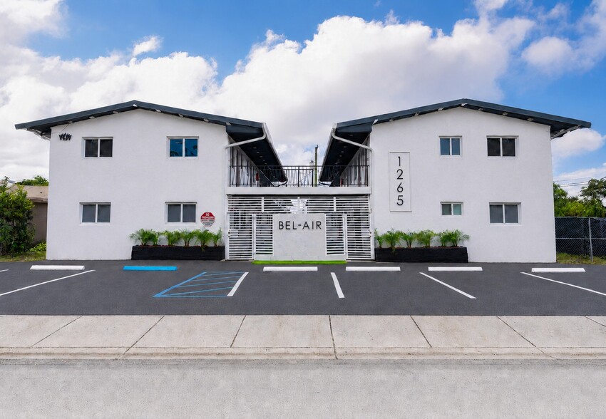 1265 Sharazad Blvd, Opa-locka, FL for sale - Building Photo - Image 2 of 26