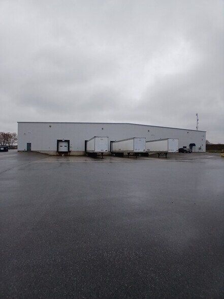 39-41 Burwell Rd, St Thomas, ON à louer - Photo du bâtiment - Image 2 de 3