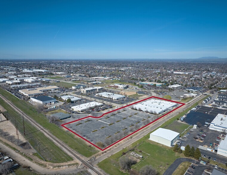 456 N Kimball Pl, Boise, ID à vendre - Photo du bâtiment - Image 3 de 4