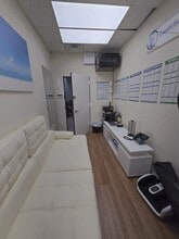 128-132 Brighton Beach Ave, Brooklyn, NY for lease Interior Photo- Image 1 of 2