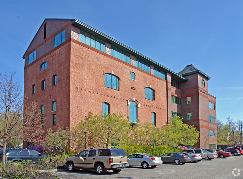 1 Cate St, Portsmouth, NH for lease - Building Photo - Image 2 of 4