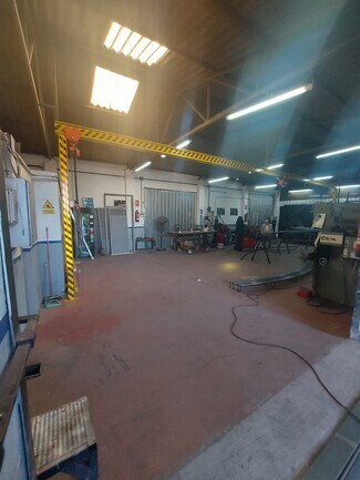 Plus de détails pour Calle Extremadura, 1, Ajalvir - Industriel à vendre