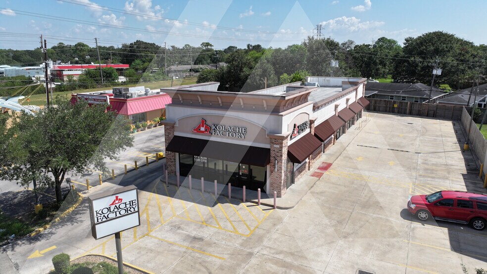 10519 Post Oak Rd, Houston, TX à louer - Photo du bâtiment - Image 2 de 7