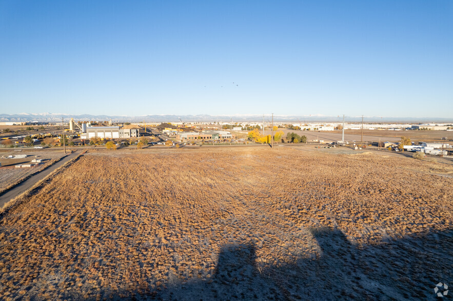 22300 E 26th Ave, Aurora, CO for lease - Building Photo - Image 3 of 4