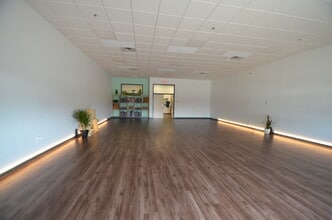 500 N Holmen Dr, Holmen, WI for lease Interior Photo- Image 2 of 5