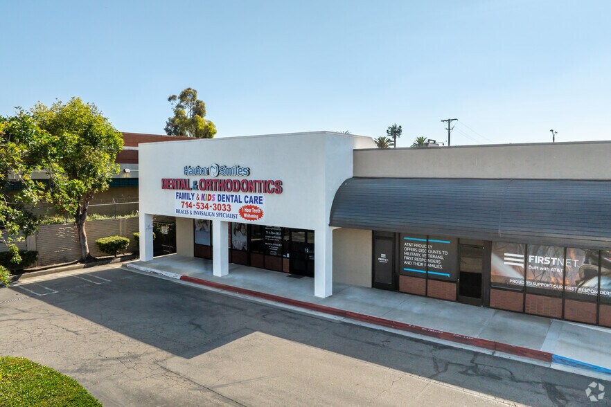 13200-13220 Harbor Blvd, Garden Grove, CA à louer - Photo du bâtiment - Image 3 de 6