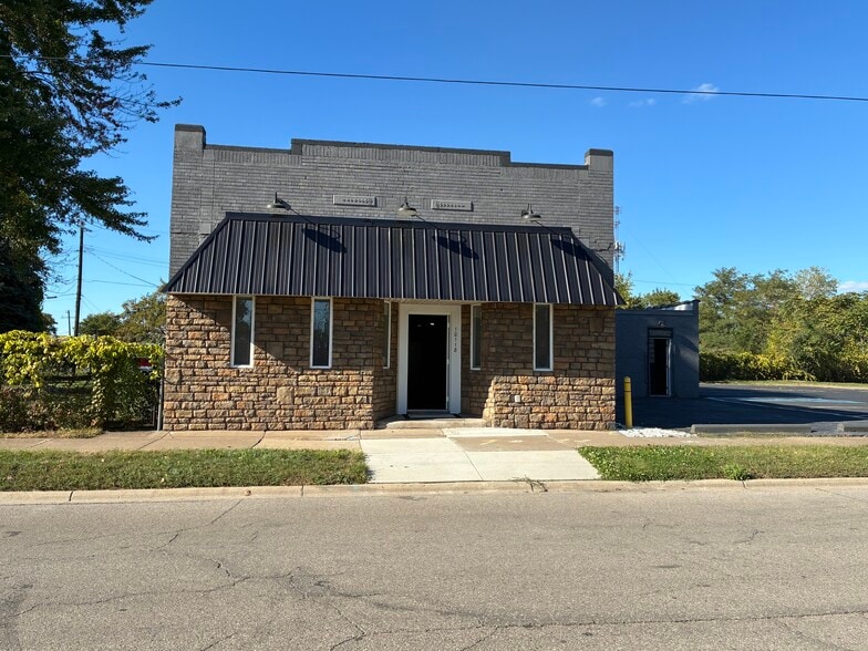 10118 Eagle St, Dearborn, MI for sale - Building Photo - Image 2 of 37