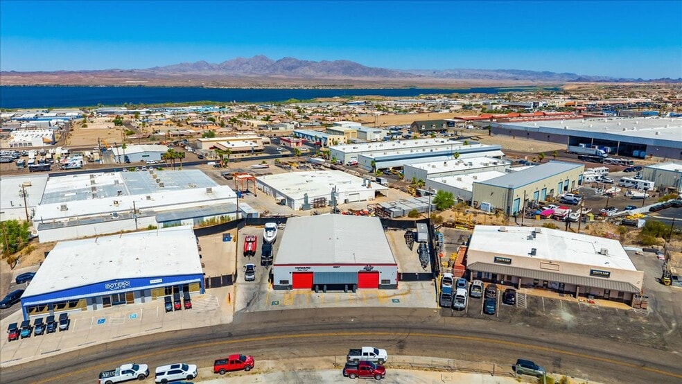 1857 Commander Dr, Lake Havasu City, AZ for lease - Building Photo - Image 2 of 21