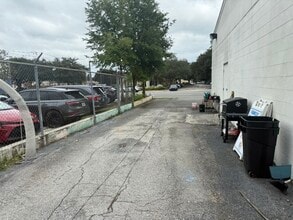 1500 W Fairbanks Ave, Winter Park, FL for lease Interior Photo- Image 2 of 7