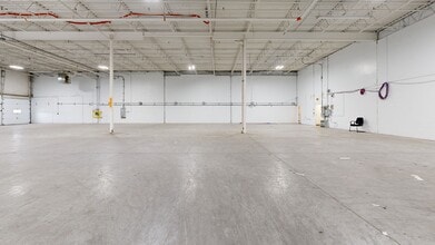 9415-9495 Aut Transcanadienne, Montréal, QC à louer Numérisation 3D de Matterport- Image 1 de 17