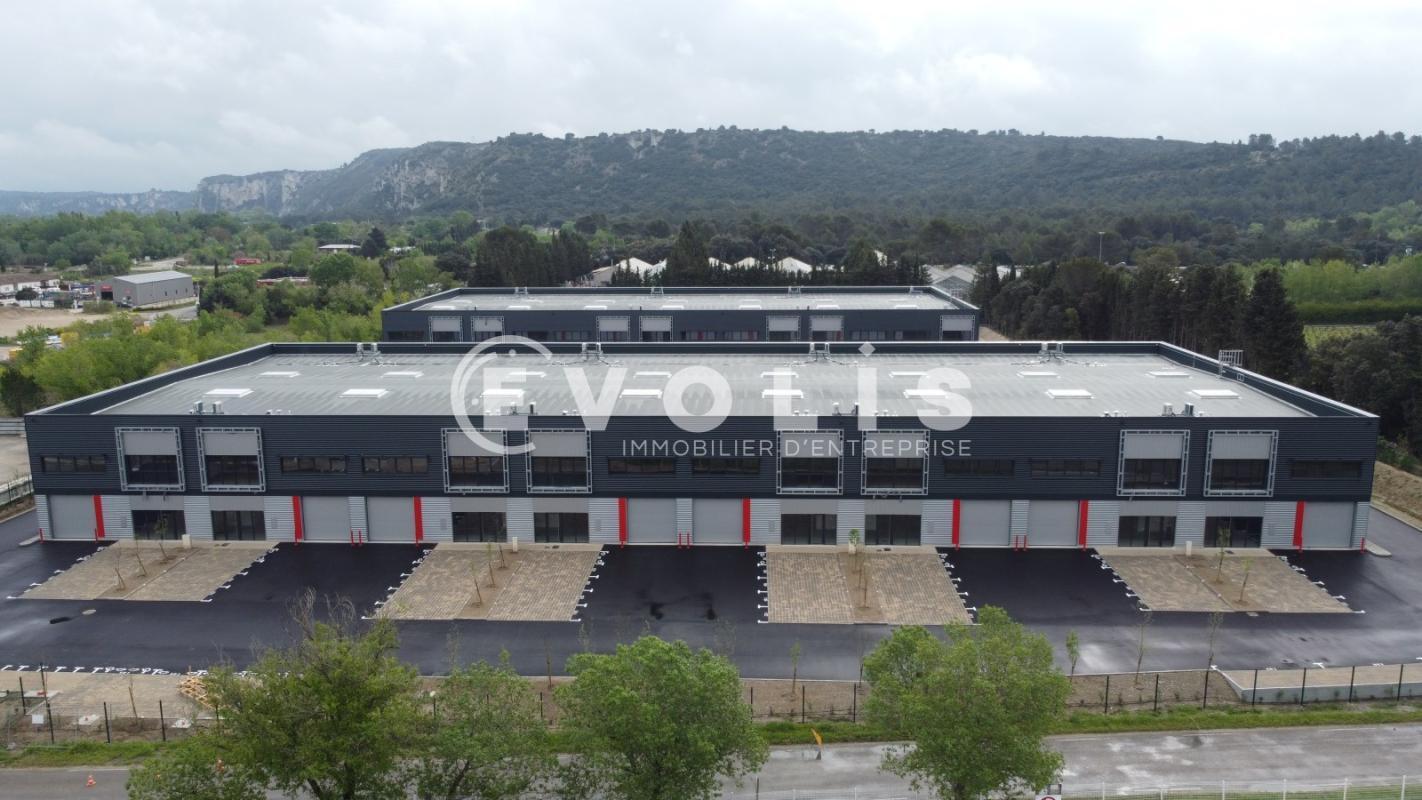 Flex in Villeneuve-lès-Avignon for lease Building Photo- Image 1 of 13