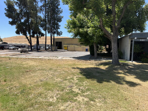 3183 S Parkway Dr, Fresno, CA for lease Building Photo- Image 2 of 15