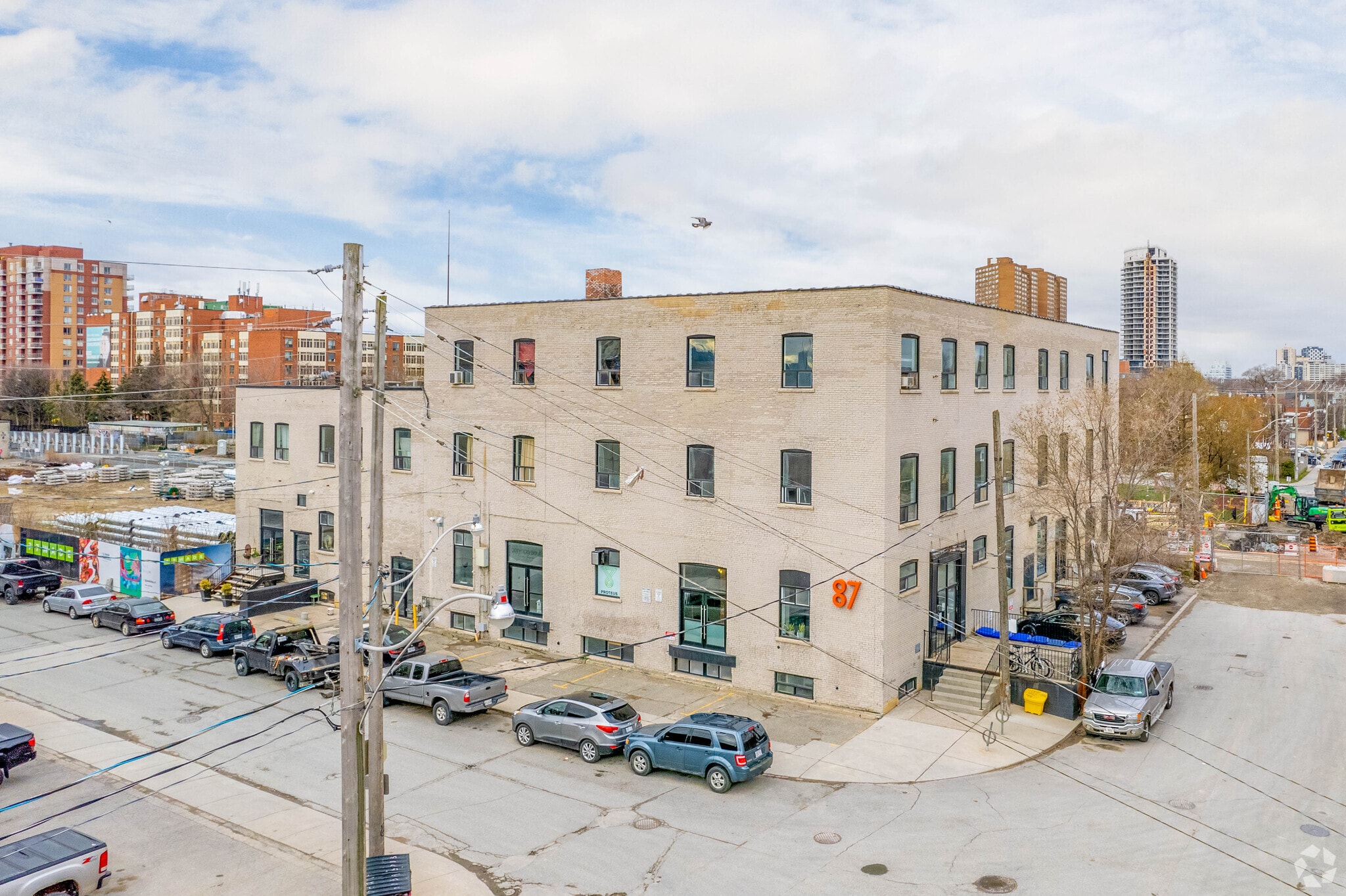 87 Wade Ave, Toronto, ON for lease Primary Photo- Image 1 of 12