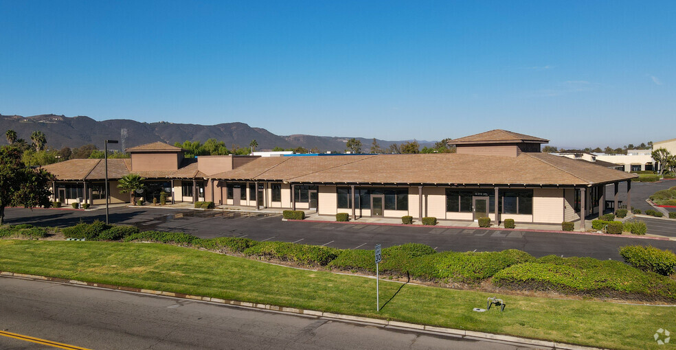 27715 Jefferson Ave, Temecula, CA for lease - Building Photo - Image 1 of 30