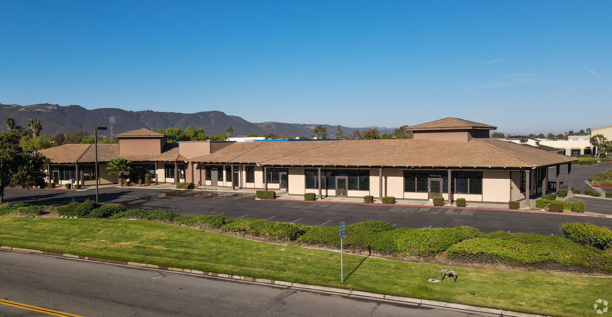 27715 Jefferson Ave, Temecula, CA for lease Building Photo- Image 1 of 31