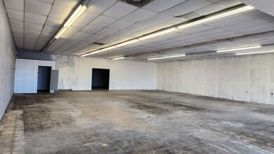 2612-2628 E South St, Long Beach, CA for lease Interior Photo- Image 2 of 7