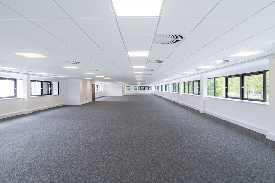 Breckland, Milton Keynes for lease - Building Photo - Image 3 of 6