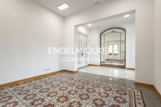 Office in Barcelona, Barcelona for lease Interior Photo- Image 1 of 31