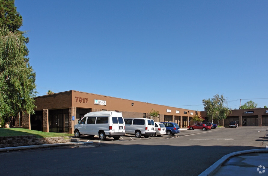 5330 Power Inn Rd, Sacramento, CA for lease - Primary Photo - Image 3 of 10