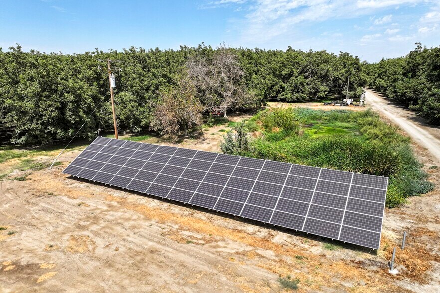 3948 13 1/4 Ave, Hanford, CA à vendre - Photo du bâtiment - Image 2 de 12