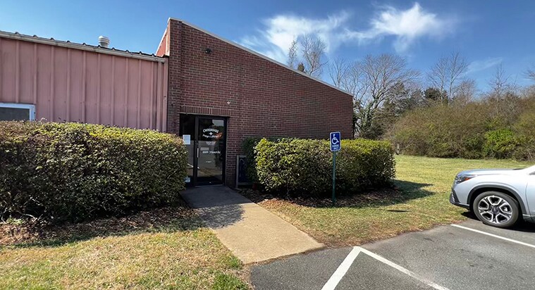 8889 Three Notch Rd, Troy, VA à vendre - Photo du bâtiment - Image 2 de 5