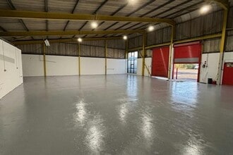 Roentgen Rd, Basingstoke à louer Photo intérieure- Image 2 de 3