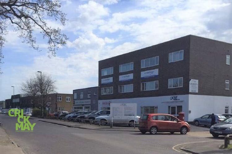 55 Victoria Rd, Burgess Hill à louer Photo du bâtiment- Image 1 de 2